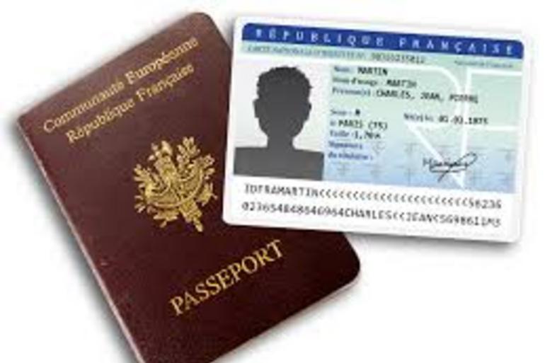 Carte d'identité - Passeport Carte d'identité - Passeport